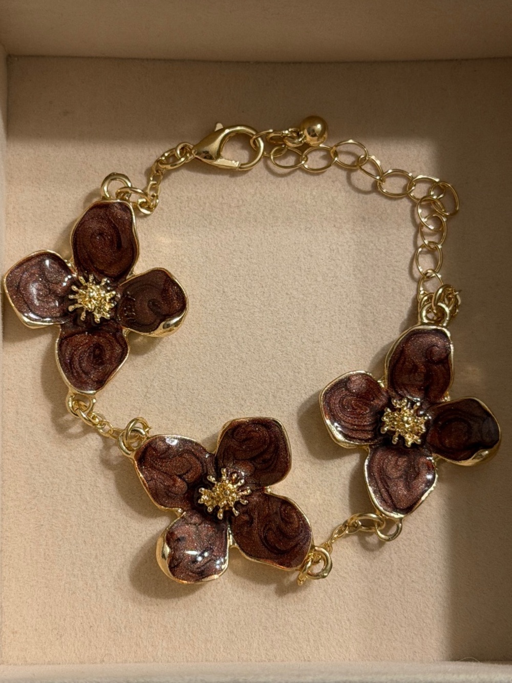 Golden Brown 4-Petal Flower Oil Dripping Enamel Bracelet
